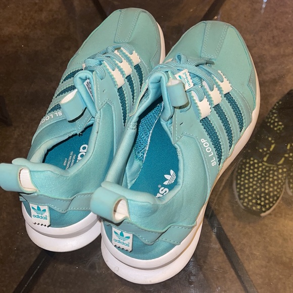 Adidas - Picture 3 of 3